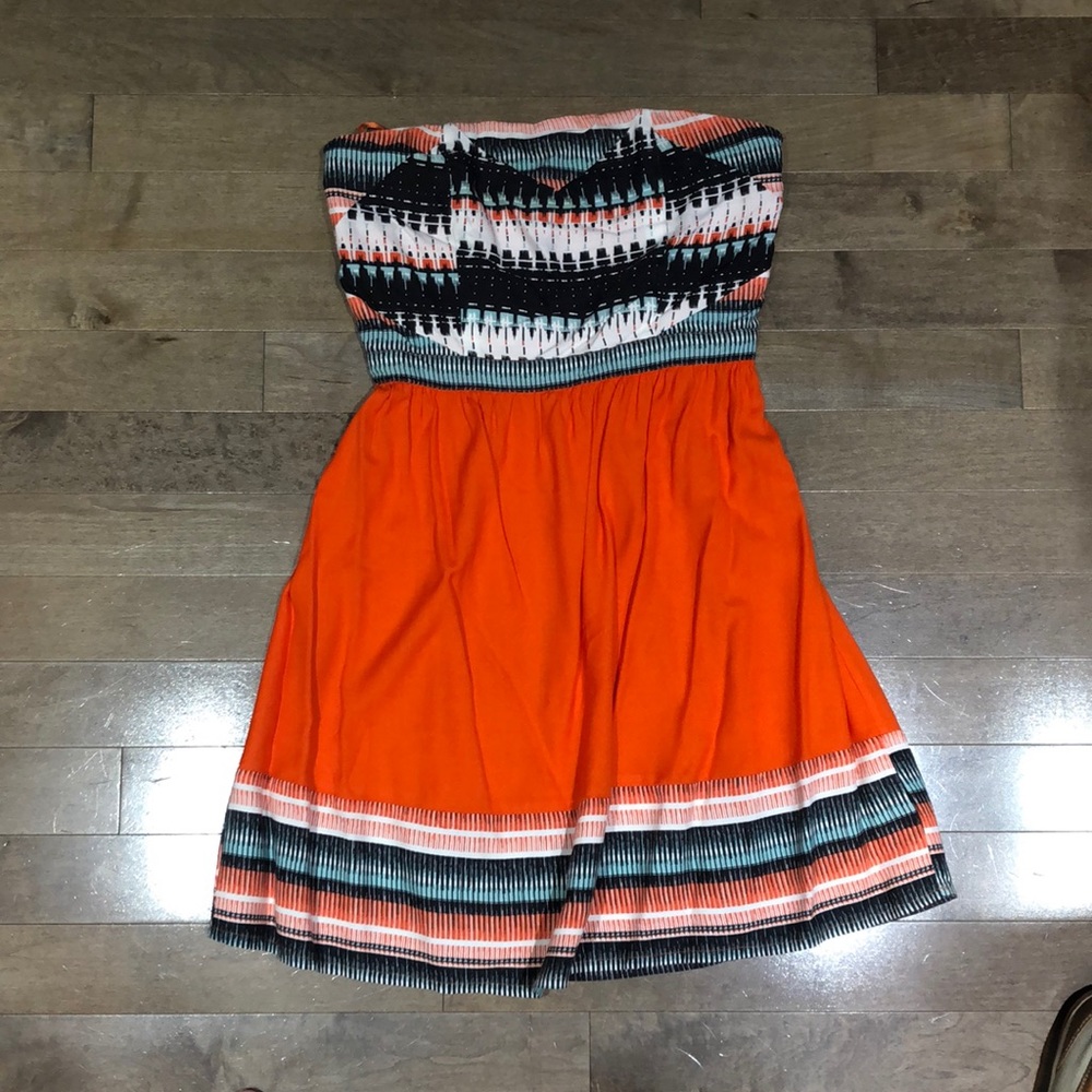 NWOT Silence & Noise Dress
